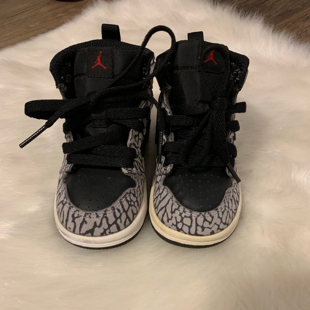 Jordan shoes size 5C